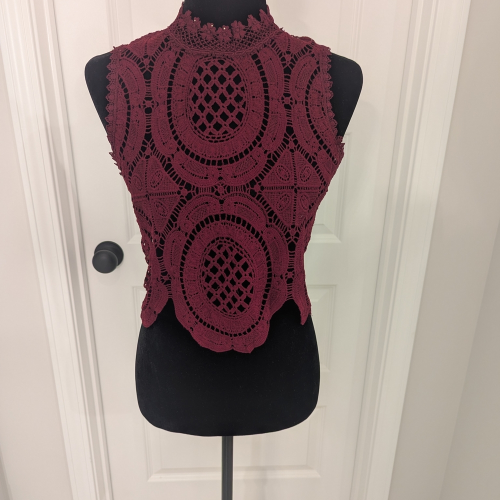 Banjul Deep Burgundy Lace Sleeveless Blouse